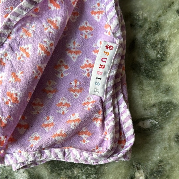 Furbish scalloped edge napkins — set of 10 - Picture 3 of 5